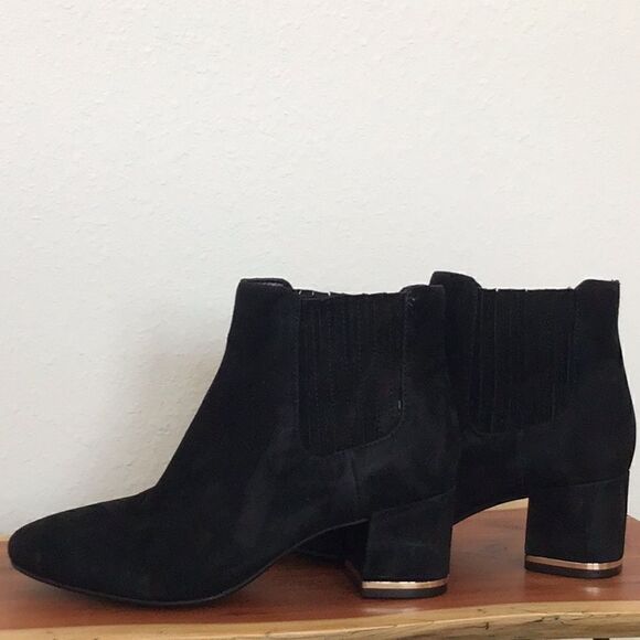 Kenneth Cole Women's Black Suede Edina Ankle Bootie Chunky Block Heels Boots, - Picture 8 of 9